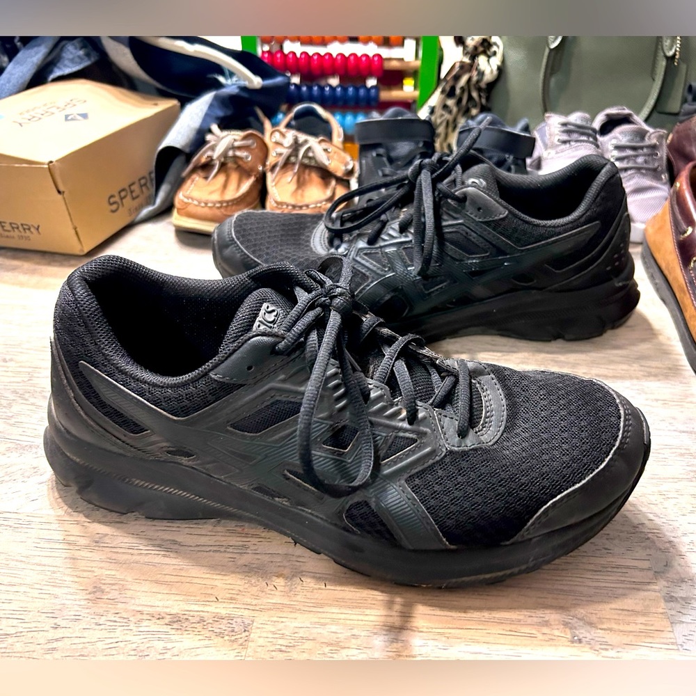 Running shoes ASICS - Picture 2 of 3